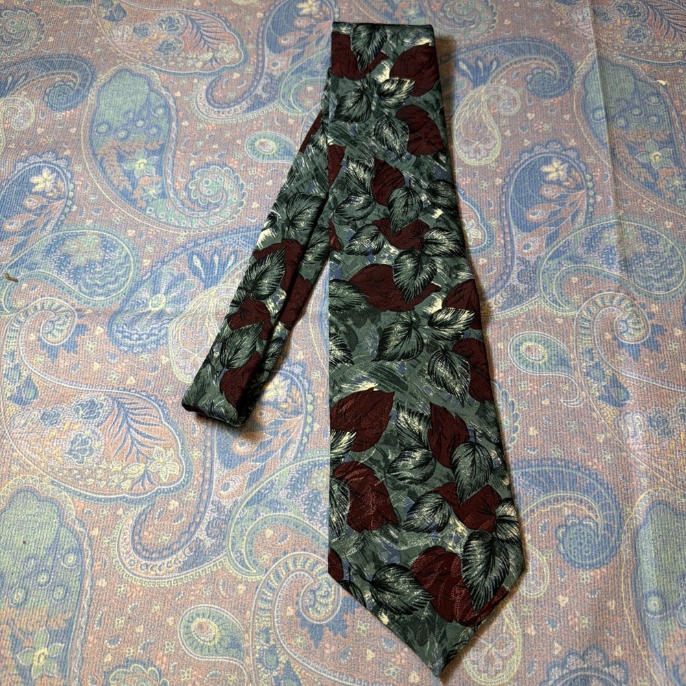 Jonathan Men's Necktie 100% Polyester # 37992 Leaf Pattern